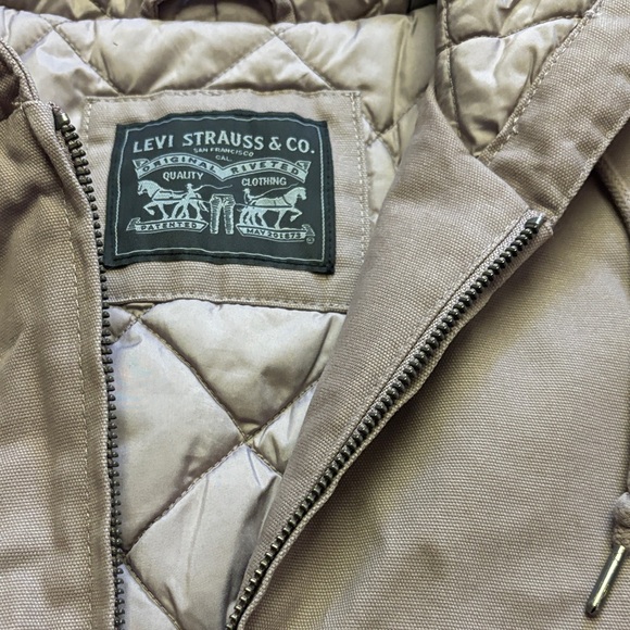 Levi's Jacket - Picture 5 of 16